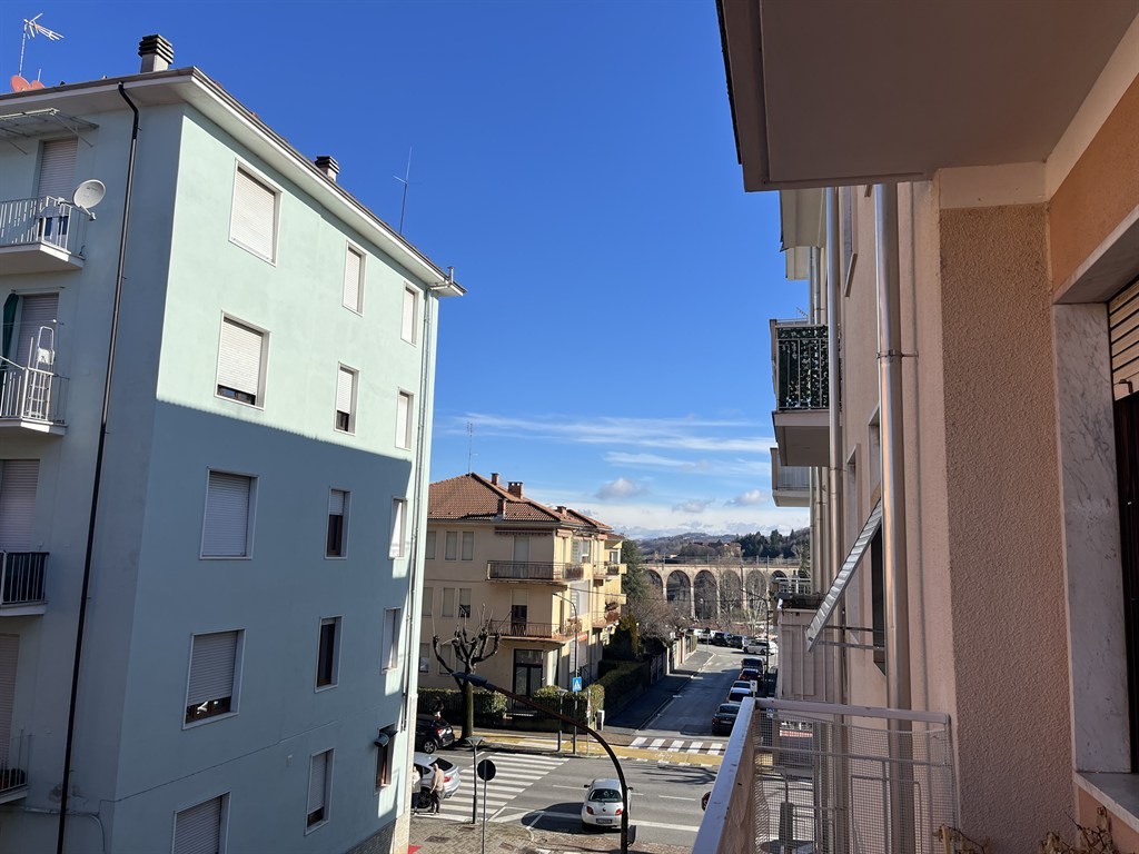 Mondovì (CN), quadrilocale in zona comoda ai servizi
